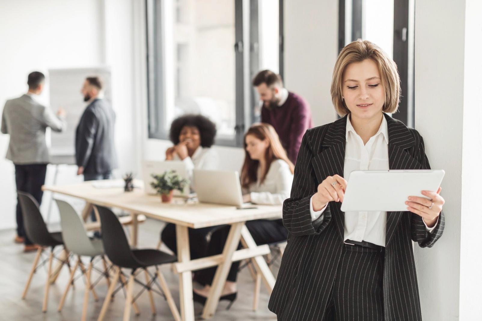 Processo di lavoro strutturato con analisi SEO, strategia e implementazione